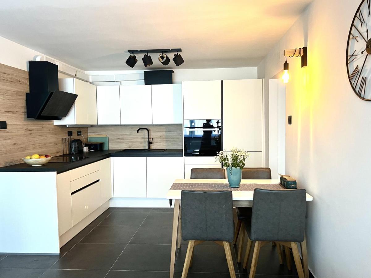Vege City App Apartment Pula